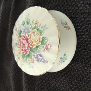 Heritage house trinket holder